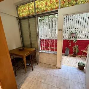 דירת סטודיו בכרמל הירוק דירה